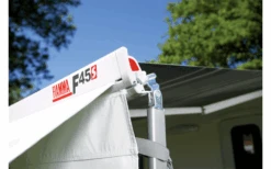 Fiamma F45s 260 Markise Gehäusefarbe Polar White Tuchfarbe Royal Grey 260 Cm -Günstiges Fiamma Geschäft 811754 5283845